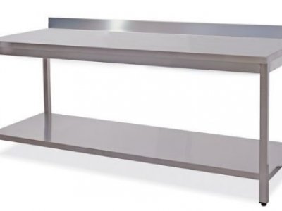 Tavolo aperto 70x80 su gambe c/alzatina e ripiano inferiore